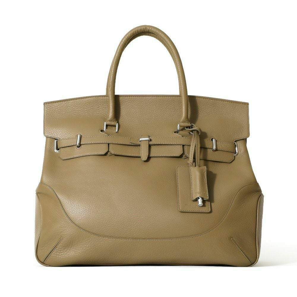 フラップボストンバッグ(Lサイズ)（トープの正面）