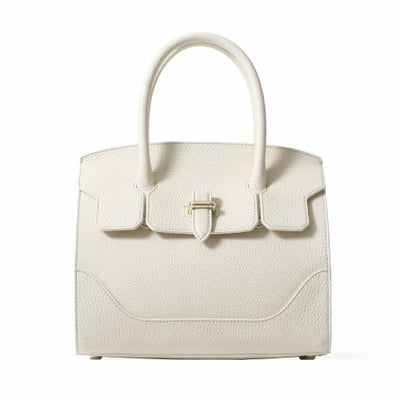 ハンドバッグ（アイボリーの正面）