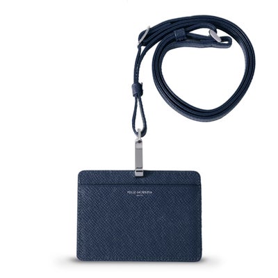 IDケース（ネイビーの正面）