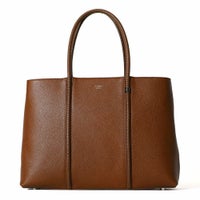 トートバッグの正面（ブラウン）