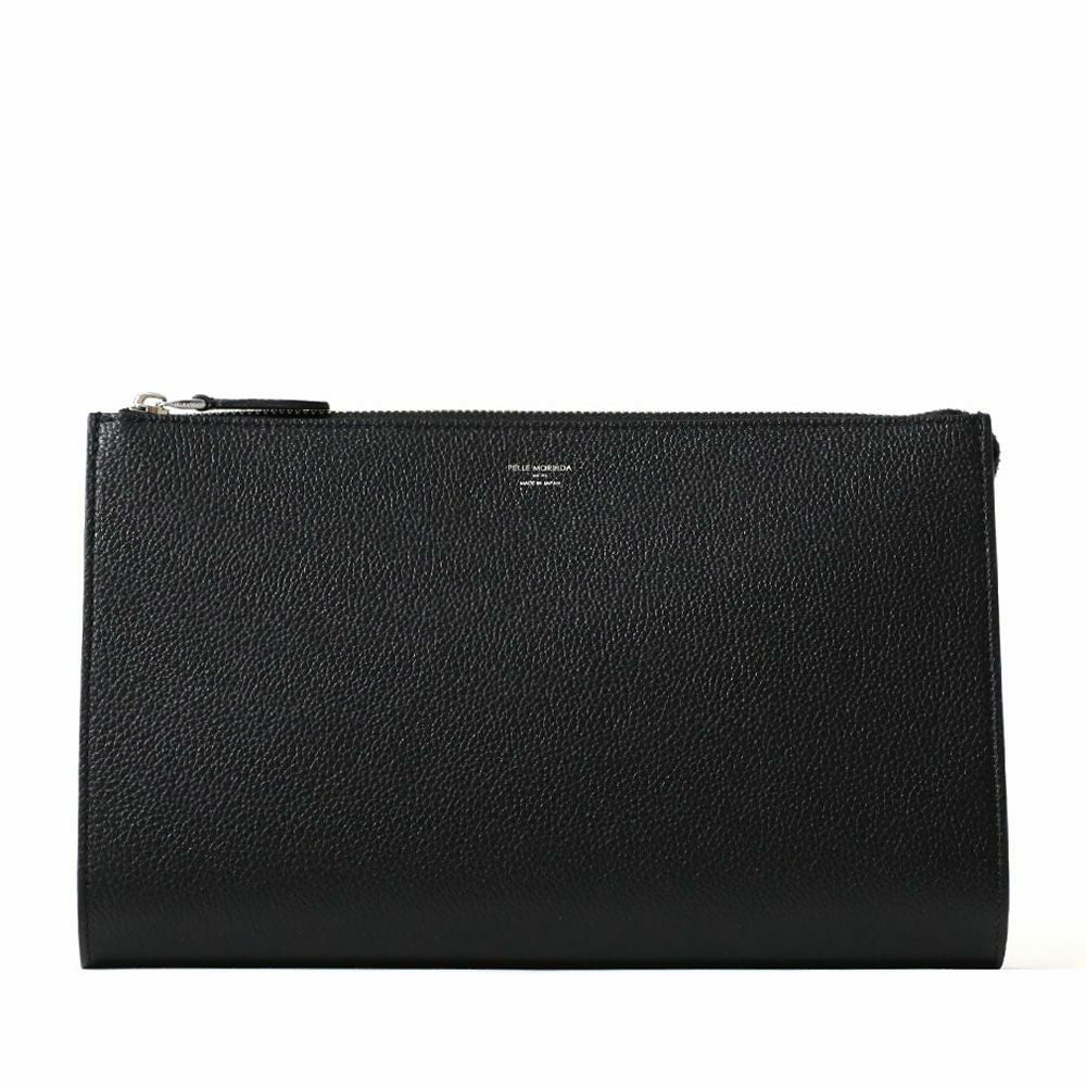 クラッチバッグの正面（ブラック）