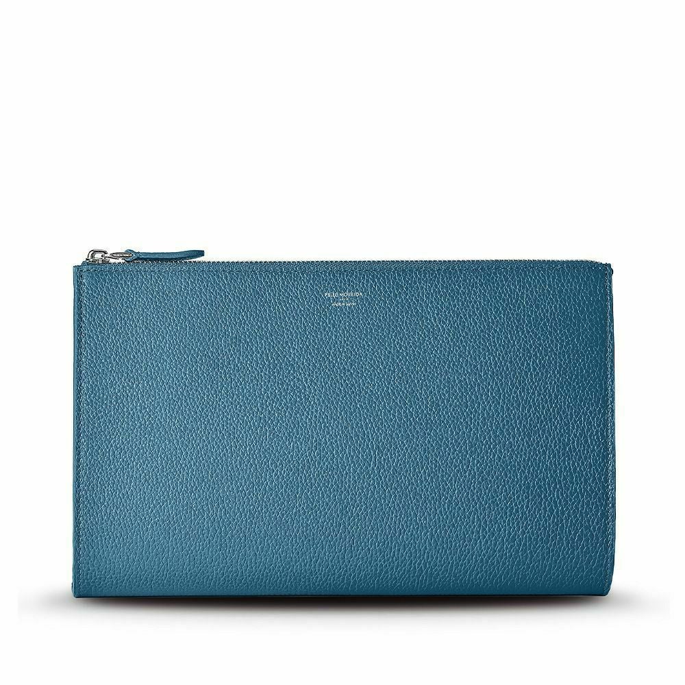 クラッチバッグの正面（サックス）