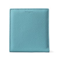 コンパクトウォレットの正面（サックス）