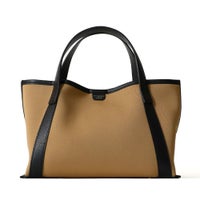 ミニトートバッグの正面（ベージュ）