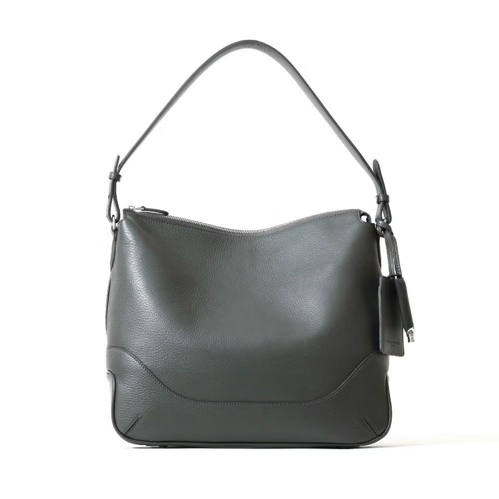 エディターズバッグの正面(チャコールグレー)