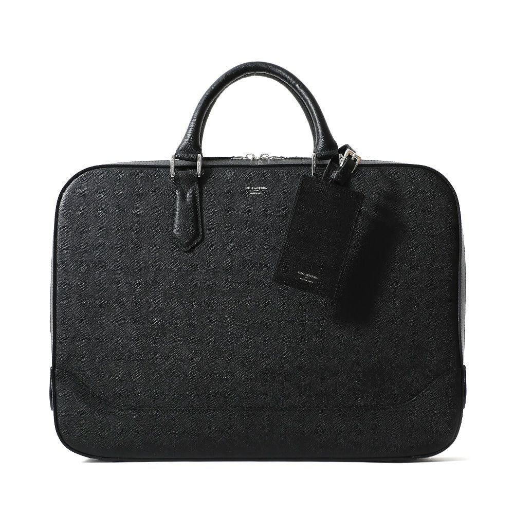 スリムブリーフバッグの正面（ブラック）