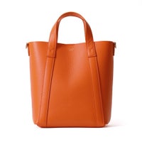 ミニトートバッグの正面（オレンジ）