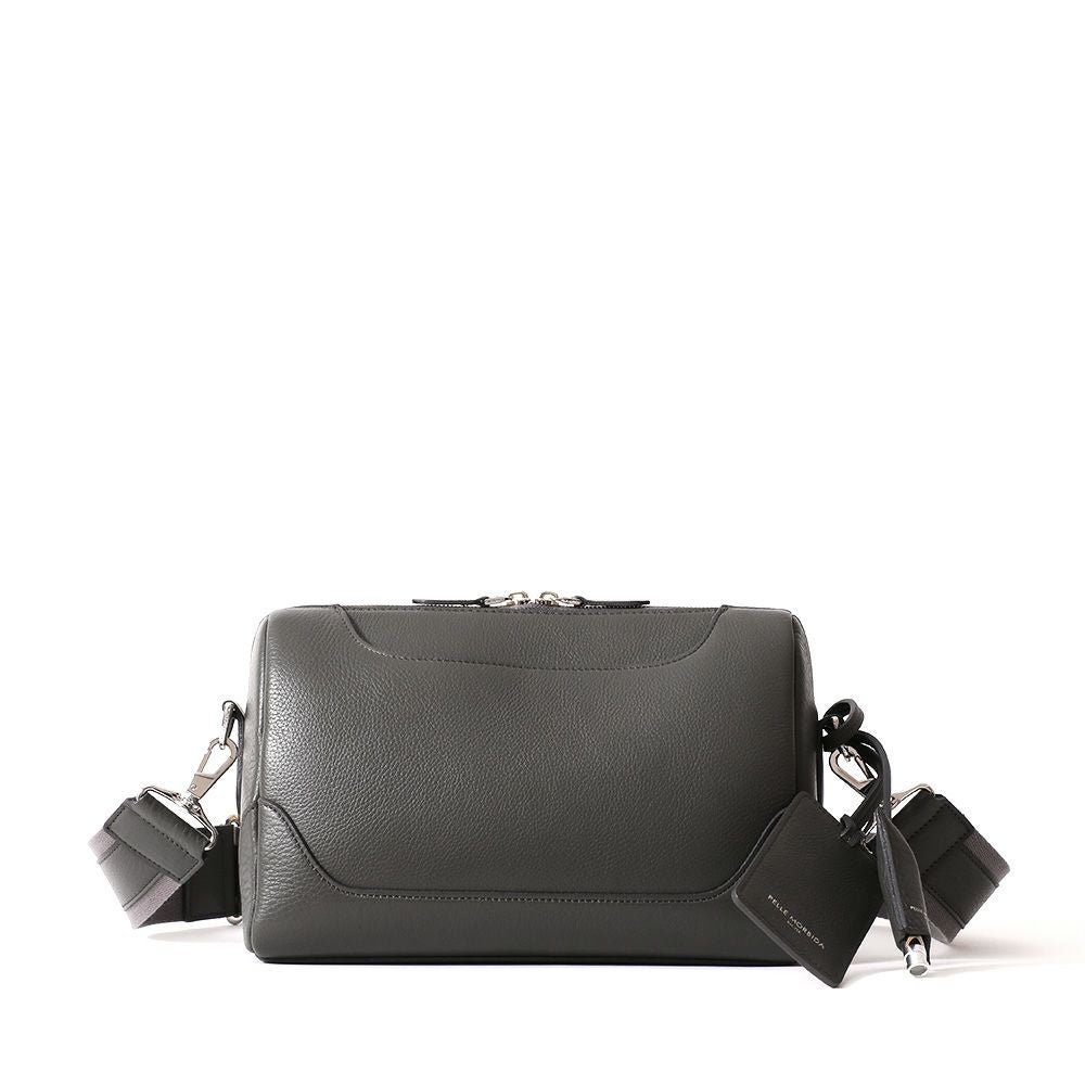 ブリーフバッグの正面（チャコールグレー）