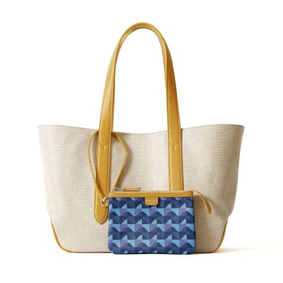 トートバッグの正面（マスタードイエロー）