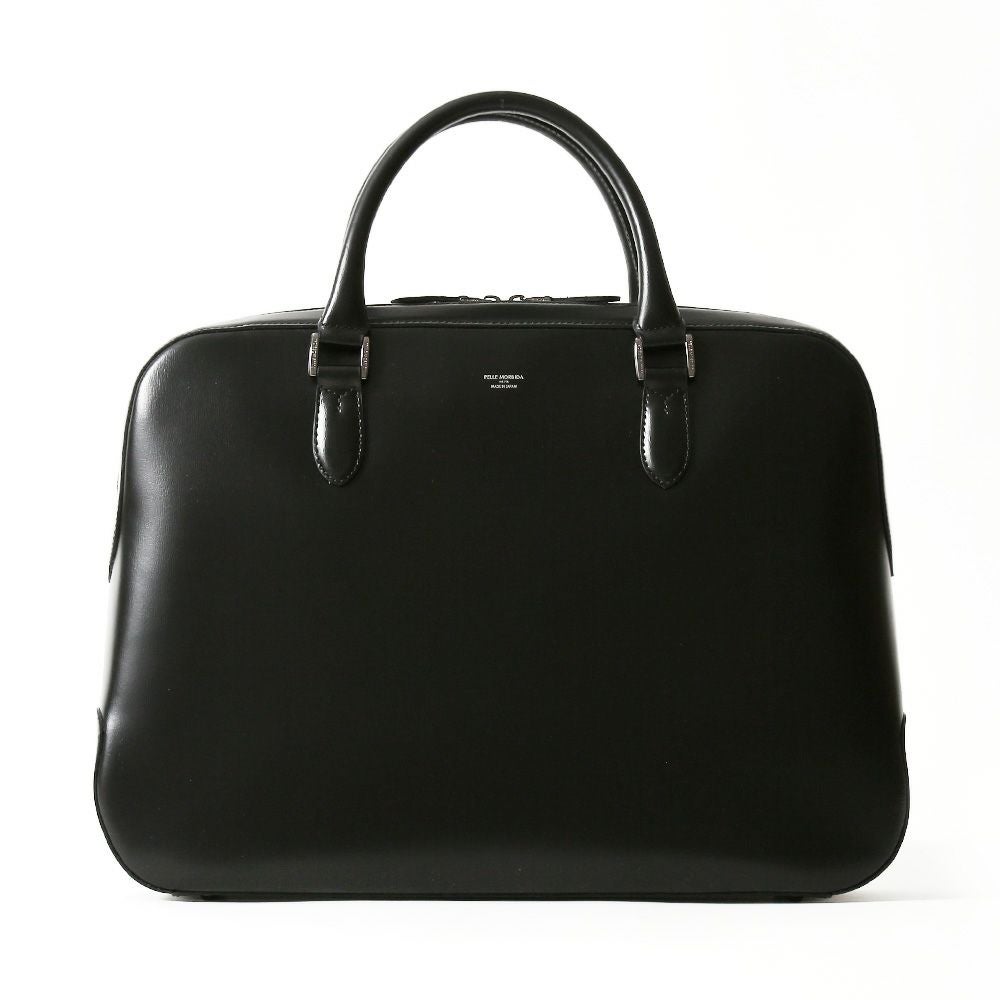 ブリーフバッグの正面（ブラック）