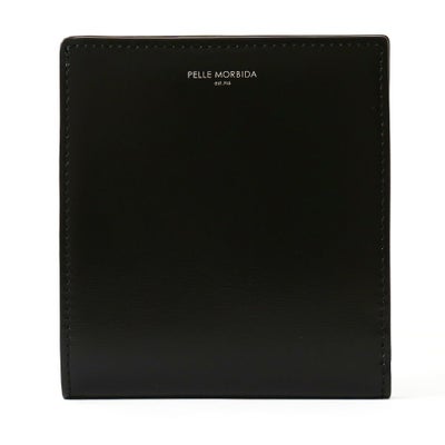 コンパクトウォレットの正面（ブラック）