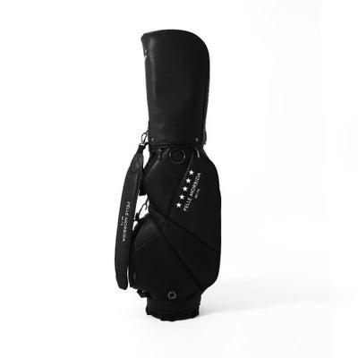 キャディバッグの正面（ブラック）