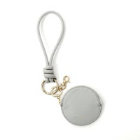 ラウンドケースの正面（グレー）