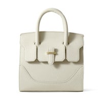 ミニボストンバッグの正面（アイボリー）