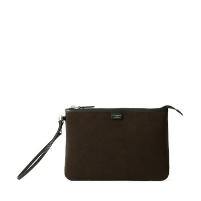 ポーチの正面（ダークブラウン×ブラック）