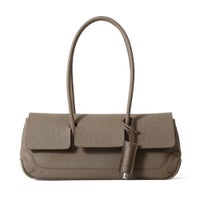 フラップトートバッグ (Small)の正面（グレージュ）
